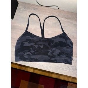 Lululemon Flow Y Bra Nulu Black Camo Size 8